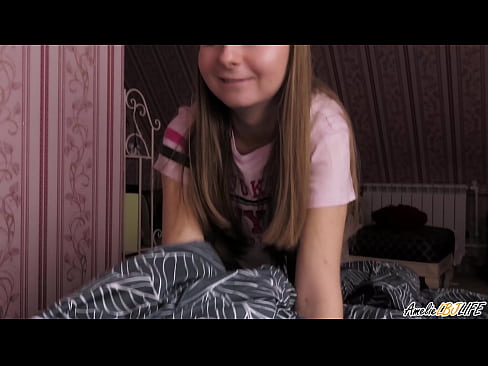 ❤️ Blondie waxay si qoto dheer u nuugtaa BFF's waxayna ku dhufanaysaa afkeeda ️ annaga %so.xxxner.ru ❌️